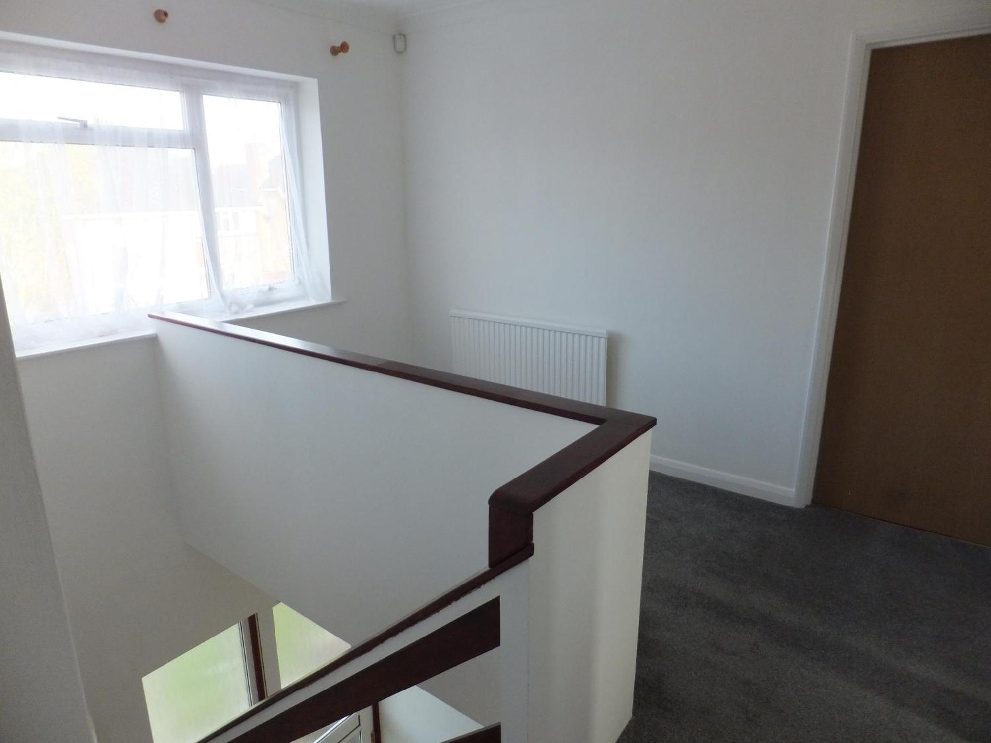 Many Worlds Meet - Eurostar, Wimbledon 30 Mins, Central London, Gatwick 15 Mins - Spacious, Sleeps Up To 16 Plus Cot - Free Wifi, Parking - Next To Lloyd Park, Great For Families, Walkers, Relocators - Ideal For Contractors ครอยดอน ภายนอก รูปภาพ